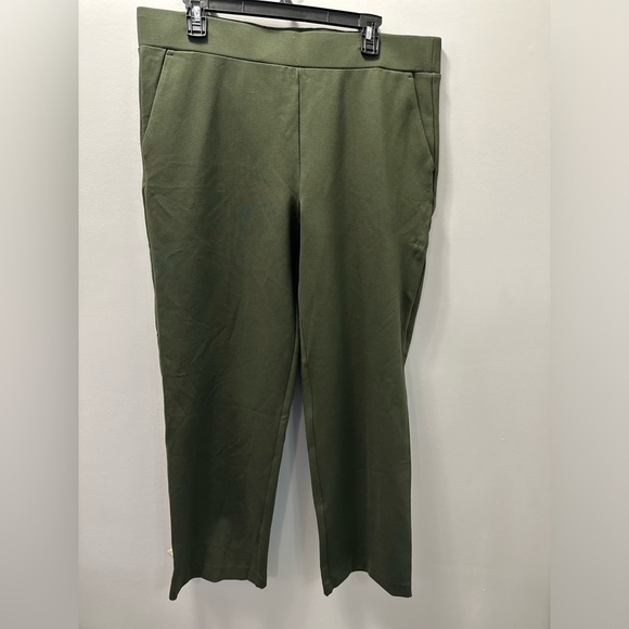 LOFT Ponte Straight Pants 🌟 - Picture 2 of 8